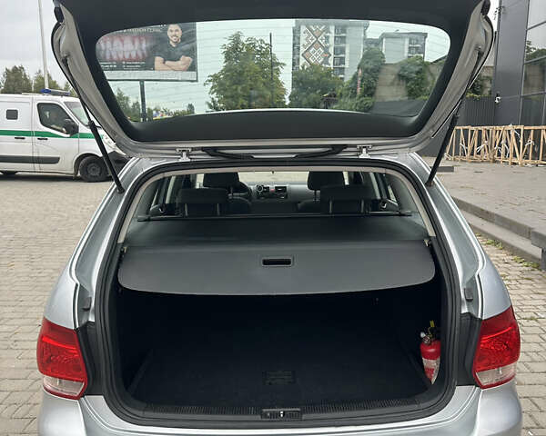 Сірий Фольксваген Гольф, об'ємом двигуна 1.6 л та пробігом 227 тис. км за 6000 $, фото 8 на Automoto.ua