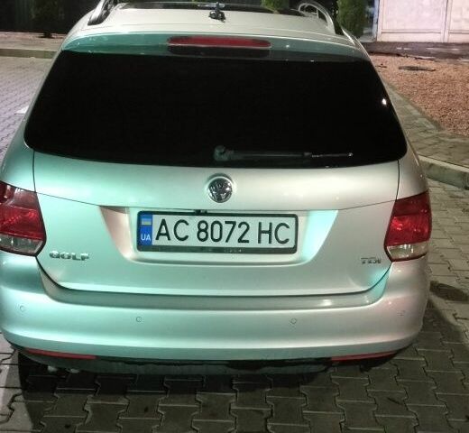 Серый Фольксваген Гольф, объемом двигателя 1.9 л и пробегом 260 тыс. км за 6000 $, фото 1 на Automoto.ua