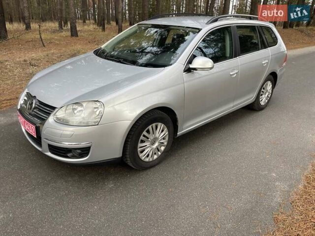 Серый Фольксваген Гольф, объемом двигателя 1.6 л и пробегом 242 тыс. км за 5900 $, фото 13 на Automoto.ua