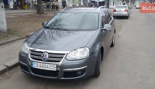 Серый Фольксваген Гольф, объемом двигателя 1.9 л и пробегом 225 тыс. км за 6199 $, фото 1 на Automoto.ua