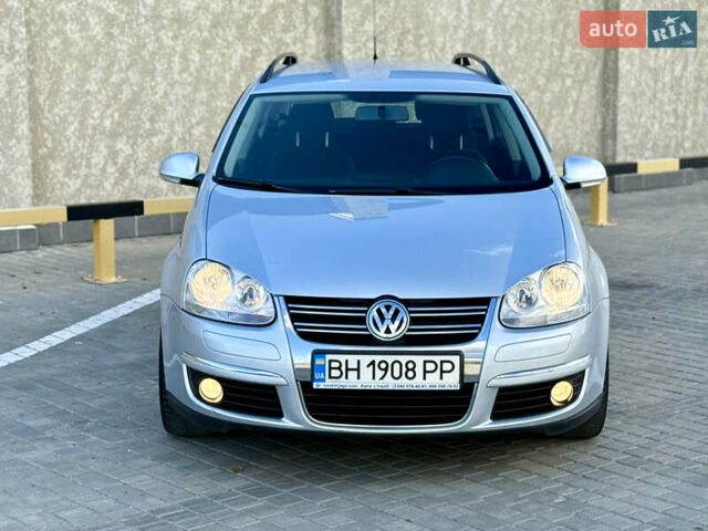 Сірий Фольксваген Гольф, об'ємом двигуна 1.4 л та пробігом 206 тис. км за 6900 $, фото 6 на Automoto.ua