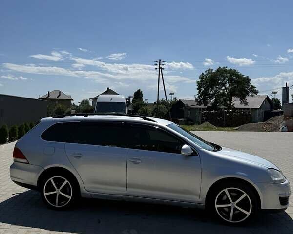 Сірий Фольксваген Гольф, об'ємом двигуна 2 л та пробігом 400 тис. км за 5814 $, фото 8 на Automoto.ua