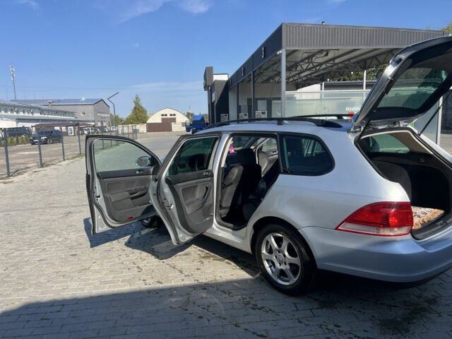 Серый Фольксваген Гольф, объемом двигателя 1.9 л и пробегом 280 тыс. км за 5500 $, фото 5 на Automoto.ua