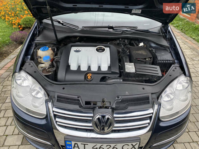 Серый Фольксваген Гольф, объемом двигателя 1.9 л и пробегом 261 тыс. км за 6300 $, фото 10 на Automoto.ua