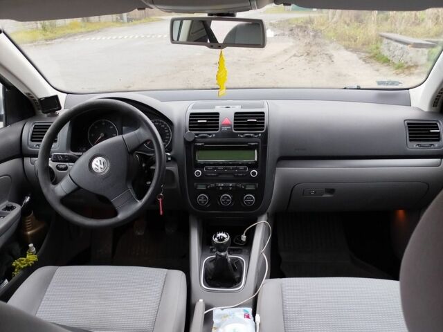 Серый Фольксваген Гольф, объемом двигателя 0 л и пробегом 378 тыс. км за 3100 $, фото 9 на Automoto.ua