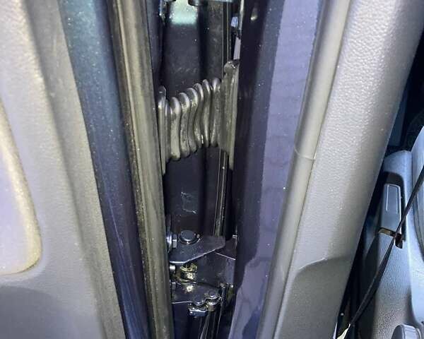 Серый Фольксваген Гольф, объемом двигателя 1.6 л и пробегом 266 тыс. км за 6899 $, фото 48 на Automoto.ua