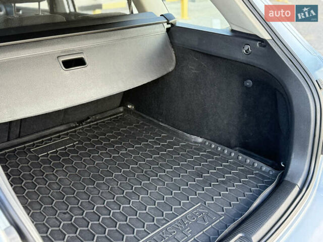 Сірий Фольксваген Гольф, об'ємом двигуна 1.4 л та пробігом 206 тис. км за 6900 $, фото 33 на Automoto.ua