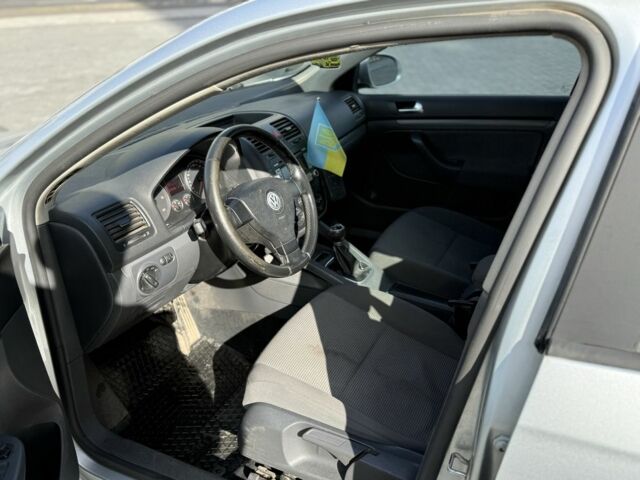 Серый Фольксваген Гольф, объемом двигателя 1.9 л и пробегом 320 тыс. км за 2299 $, фото 4 на Automoto.ua