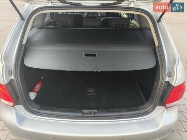 Серый Фольксваген Гольф, объемом двигателя 1.6 л и пробегом 198 тыс. км за 5000 $, фото 19 на Automoto.ua