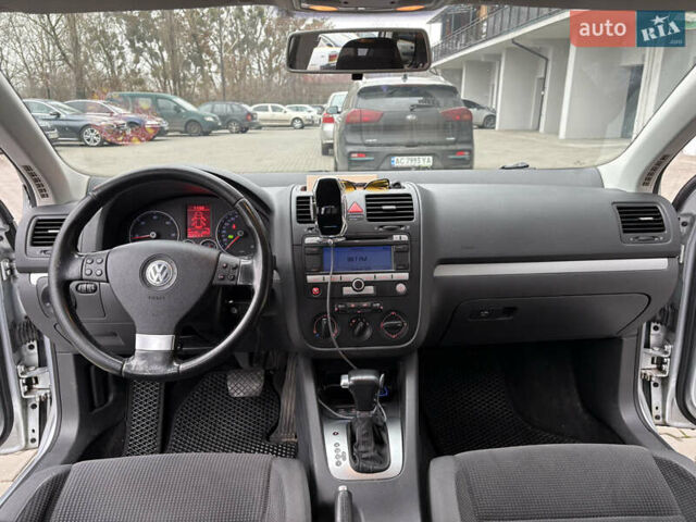 Серый Фольксваген Гольф, объемом двигателя 1.9 л и пробегом 198 тыс. км за 6700 $, фото 24 на Automoto.ua
