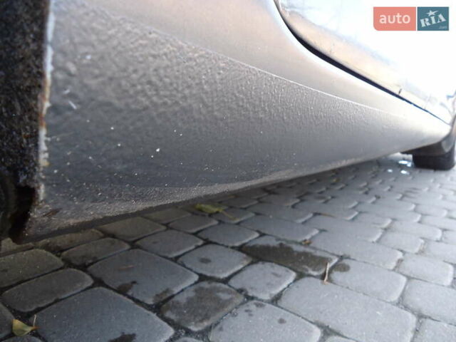 Серый Фольксваген Гольф, объемом двигателя 1.9 л и пробегом 290 тыс. км за 5600 $, фото 28 на Automoto.ua