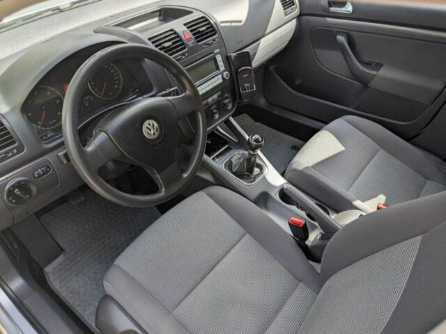 Сірий Фольксваген Гольф, об'ємом двигуна 1.9 л та пробігом 318 тис. км за 1500 $, фото 4 на Automoto.ua