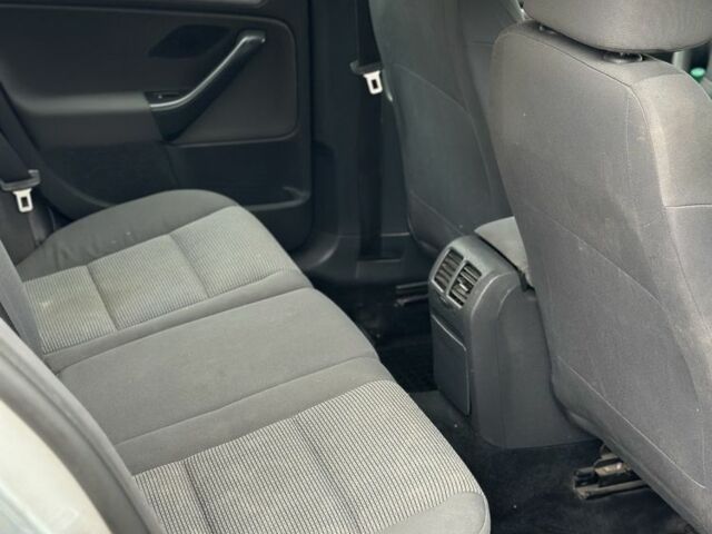 Сірий Фольксваген Гольф, об'ємом двигуна 1.9 л та пробігом 378 тис. км за 2650 $, фото 8 на Automoto.ua