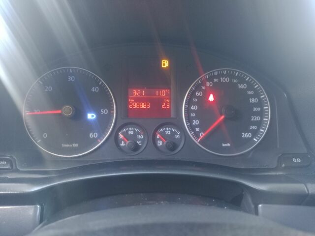 Серый Фольксваген Гольф, объемом двигателя 1.9 л и пробегом 111 тыс. км за 4700 $, фото 4 на Automoto.ua