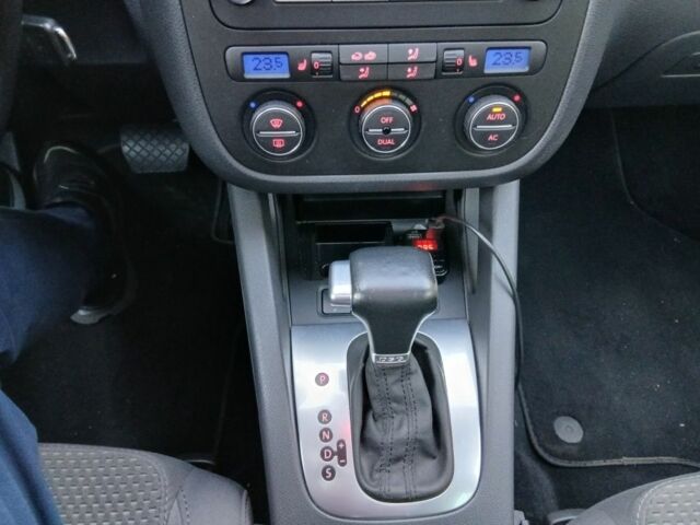 Фольксваген Гольф 2008 в Днепре (Днепропетровске) на Automoto.ua Серый Фольксваген Гольф, объемом двигателя 0 л и пробегом 192 тыс. км за 7800 $, фото 12 на Automoto.ua