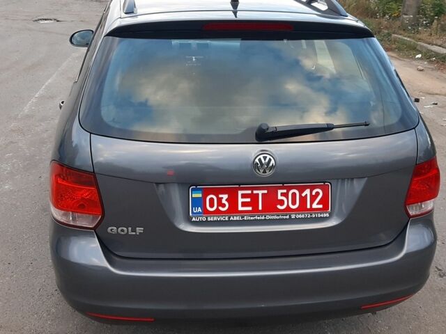 Серый Фольксваген Гольф, объемом двигателя 1.6 л и пробегом 243 тыс. км за 6900 $, фото 5 на Automoto.ua