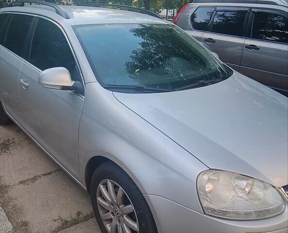 Сірий Фольксваген Гольф, об'ємом двигуна 1.39 л та пробігом 217 тис. км за 7600 $, фото 3 на Automoto.ua