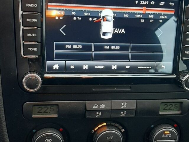 Серый Фольксваген Гольф, объемом двигателя 1.6 л и пробегом 243 тыс. км за 6900 $, фото 19 на Automoto.ua