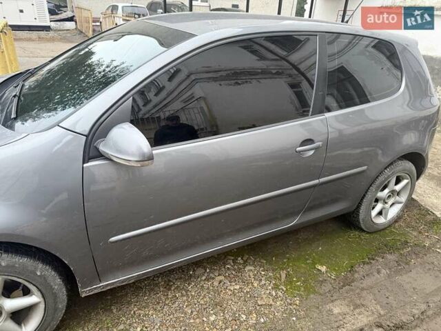 Сірий Фольксваген Гольф, об'ємом двигуна 1.97 л та пробігом 320 тис. км за 6500 $, фото 1 на Automoto.ua