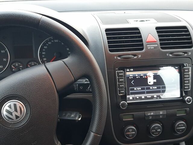 Серый Фольксваген Гольф, объемом двигателя 1.6 л и пробегом 243 тыс. км за 6900 $, фото 20 на Automoto.ua