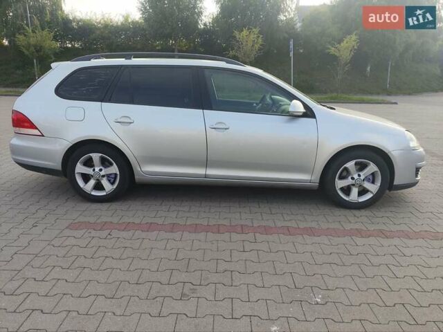 Серый Фольксваген Гольф, объемом двигателя 1.6 л и пробегом 198 тыс. км за 5000 $, фото 7 на Automoto.ua