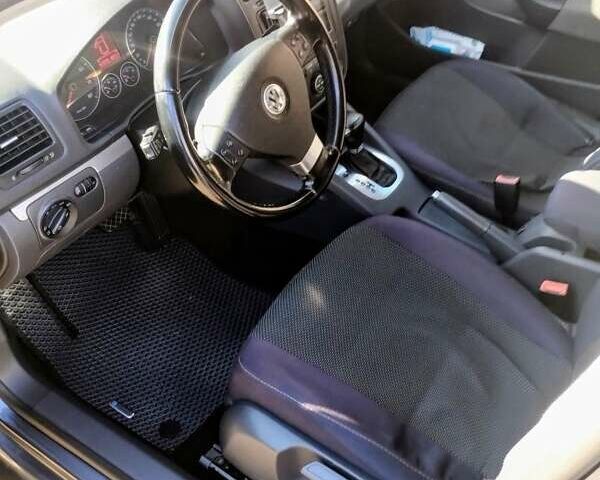 Серый Фольксваген Гольф, объемом двигателя 1.4 л и пробегом 167 тыс. км за 6400 $, фото 7 на Automoto.ua