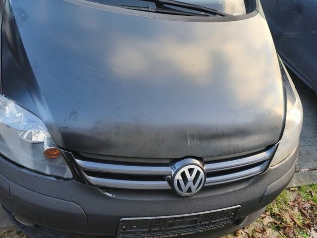 Серый Фольксваген Гольф, объемом двигателя 1.6 л и пробегом 206 тыс. км за 2381 $, фото 4 на Automoto.ua