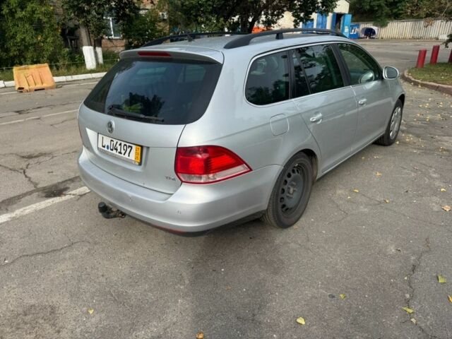 Серый Фольксваген Гольф, объемом двигателя 1.9 л и пробегом 304 тыс. км за 3742 $, фото 6 на Automoto.ua