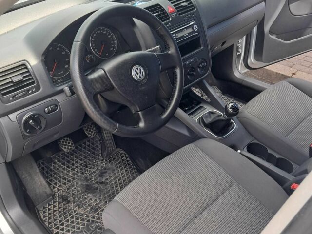 Сірий Фольксваген Гольф, об'ємом двигуна 1.6 л та пробігом 199 тис. км за 5900 $, фото 15 на Automoto.ua