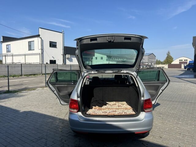 Серый Фольксваген Гольф, объемом двигателя 1.9 л и пробегом 280 тыс. км за 5500 $, фото 6 на Automoto.ua