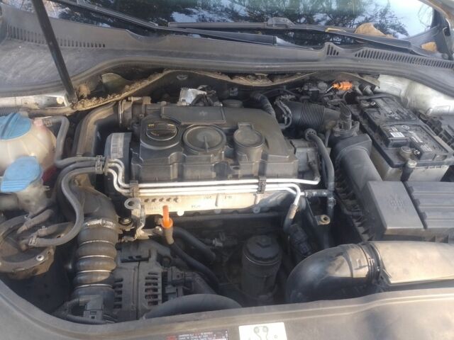 Серый Фольксваген Гольф, объемом двигателя 1.9 л и пробегом 111 тыс. км за 4700 $, фото 5 на Automoto.ua