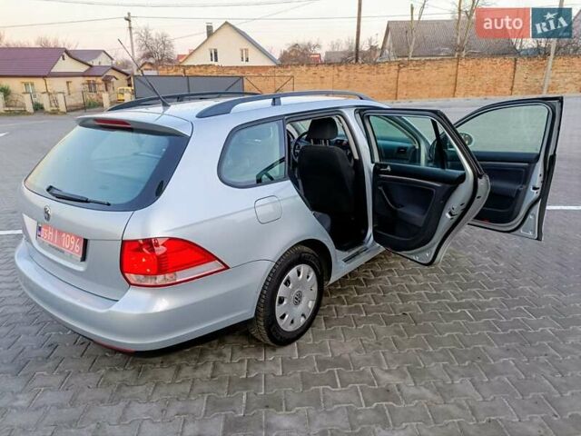 Серый Фольксваген Гольф, объемом двигателя 1.6 л и пробегом 210 тыс. км за 6450 $, фото 20 на Automoto.ua