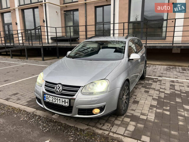 Серый Фольксваген Гольф, объемом двигателя 2 л и пробегом 230 тыс. км за 6200 $, фото 2 на Automoto.ua