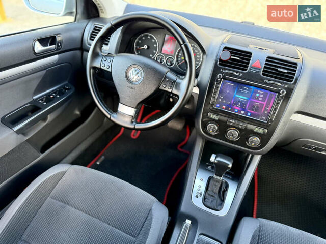 Сірий Фольксваген Гольф, об'ємом двигуна 1.4 л та пробігом 206 тис. км за 6900 $, фото 63 на Automoto.ua