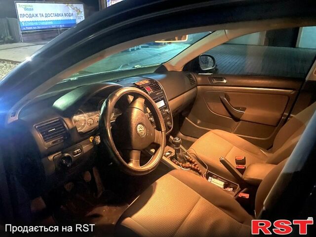 Серый Фольксваген Гольф, объемом двигателя 1.9 л и пробегом 400 тыс. км за 5800 $, фото 10 на Automoto.ua