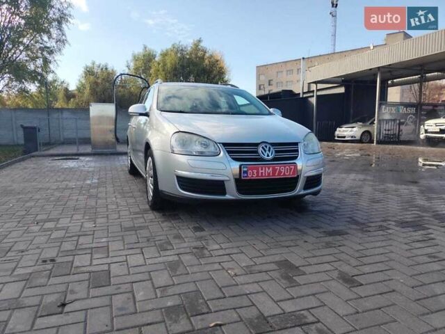 Серый Фольксваген Гольф, объемом двигателя 1.4 л и пробегом 235 тыс. км за 5600 $, фото 1 на Automoto.ua