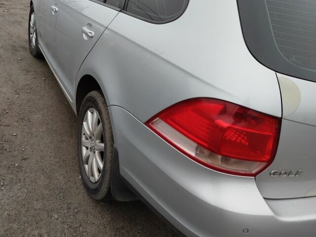 Серый Фольксваген Гольф, объемом двигателя 0 л и пробегом 378 тыс. км за 3100 $, фото 2 на Automoto.ua