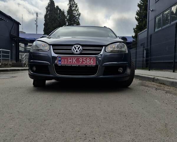 Серый Фольксваген Гольф, объемом двигателя 0 л и пробегом 217 тыс. км за 7500 $, фото 32 на Automoto.ua