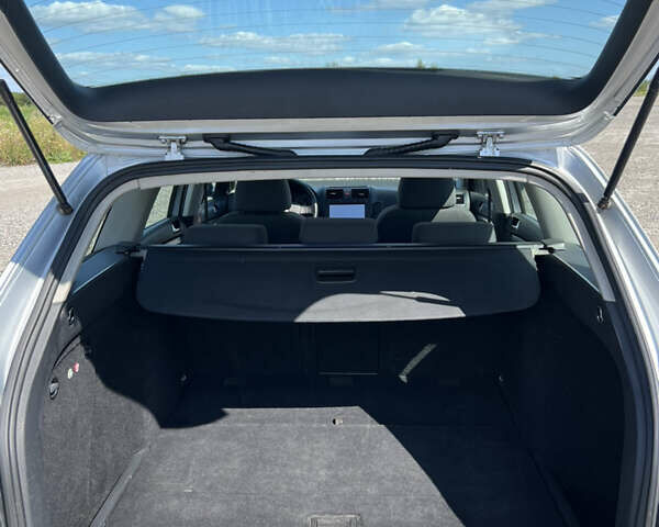 Серый Фольксваген Гольф, объемом двигателя 1.6 л и пробегом 220 тыс. км за 7300 $, фото 39 на Automoto.ua