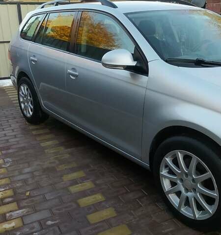 Серый Фольксваген Гольф, объемом двигателя 1.4 л и пробегом 193 тыс. км за 5800 $, фото 1 на Automoto.ua