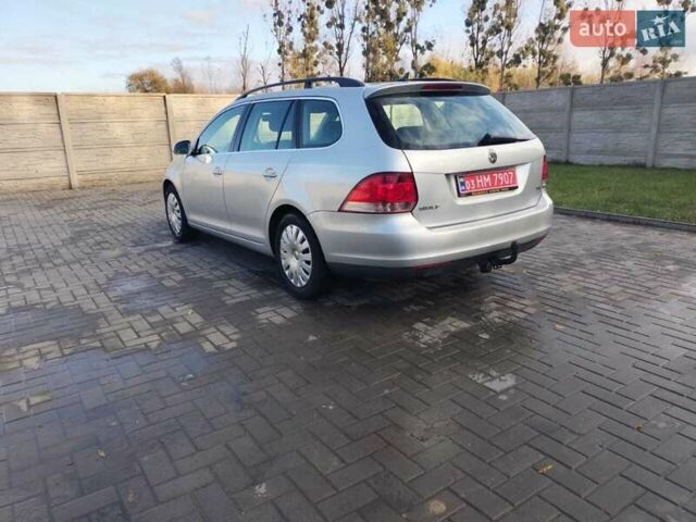 Серый Фольксваген Гольф, объемом двигателя 1.4 л и пробегом 235 тыс. км за 5600 $, фото 12 на Automoto.ua