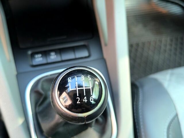 Серый Фольксваген Гольф, объемом двигателя 1.4 л и пробегом 179 тыс. км за 5600 $, фото 3 на Automoto.ua