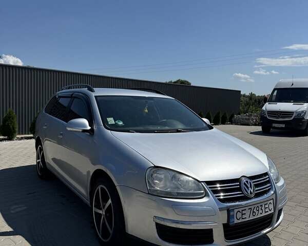 Сірий Фольксваген Гольф, об'ємом двигуна 2 л та пробігом 400 тис. км за 5814 $, фото 1 на Automoto.ua