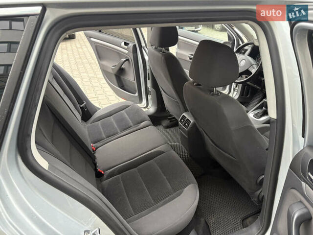 Серый Фольксваген Гольф, объемом двигателя 1.9 л и пробегом 198 тыс. км за 6700 $, фото 20 на Automoto.ua