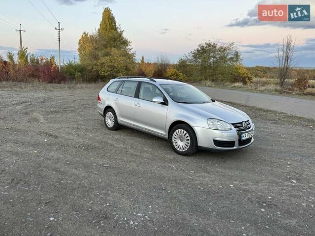 Сірий Фольксваген Гольф, об'ємом двигуна 1.6 л та пробігом 210 тис. км за 5999 $, фото 7 на Automoto.ua