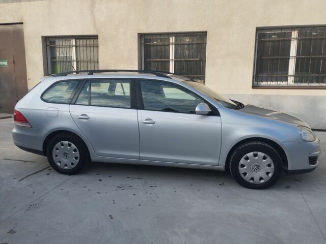 Сірий Фольксваген Гольф, об'ємом двигуна 1.4 л та пробігом 347 тис. км за 4600 $, фото 1 на Automoto.ua