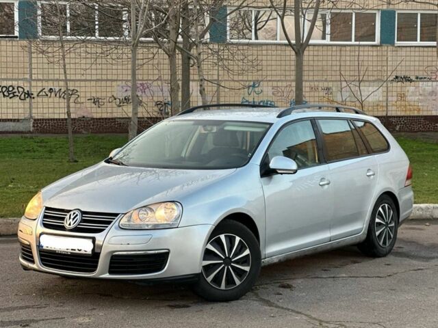 Серый Фольксваген Гольф, объемом двигателя 1.9 л и пробегом 386 тыс. км за 2600 $, фото 1 на Automoto.ua