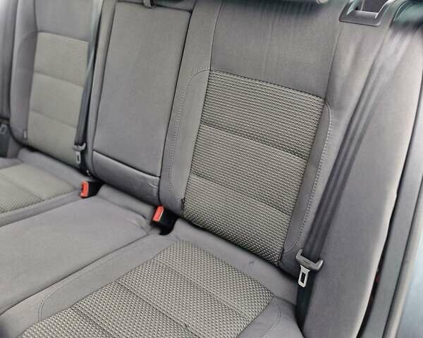 Серый Фольксваген Гольф, объемом двигателя 0 л и пробегом 217 тыс. км за 7500 $, фото 52 на Automoto.ua