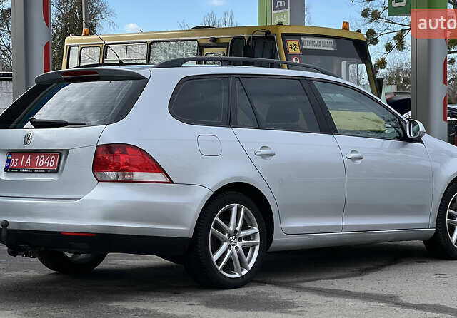 Серый Фольксваген Гольф, объемом двигателя 1.6 л и пробегом 236 тыс. км за 6400 $, фото 9 на Automoto.ua