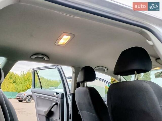 Сірий Фольксваген Гольф, об'ємом двигуна 1.6 л та пробігом 210 тис. км за 6399 $, фото 34 на Automoto.ua